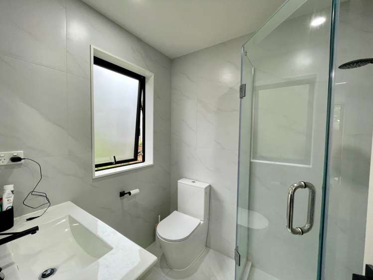 6/7 Broadview Place Howick_9