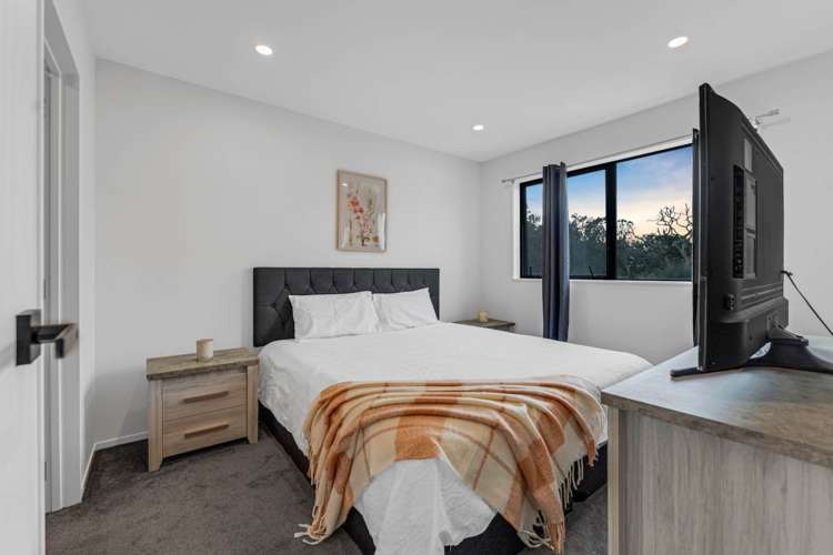11 Pumau Place Flat Bush_12