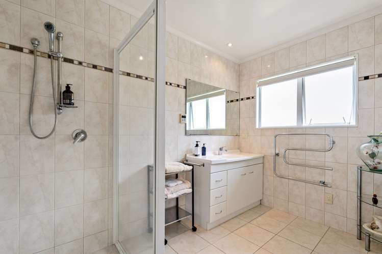 15 Bermuda Place One Tree Point_13