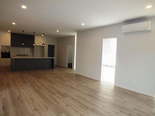5 Syd Grant Crescent Orewa_1