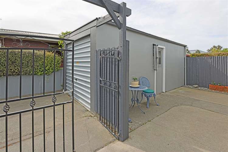 1/267 Moore Street Ashburton_17