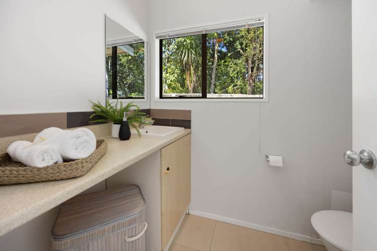 57 Hill Road Hill Park_16