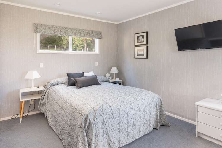 39 Arrowsmith Avenue Waipahihi_7