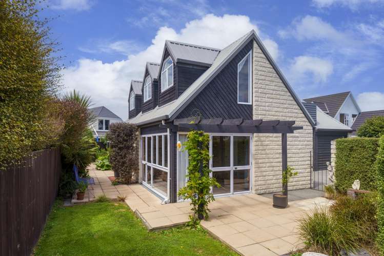 34 Townshend Crescent_0