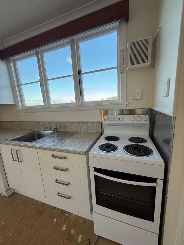 215 Clyde Street Balclutha_3