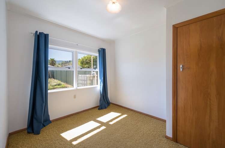 7 Churchill Avenue Richmond_8