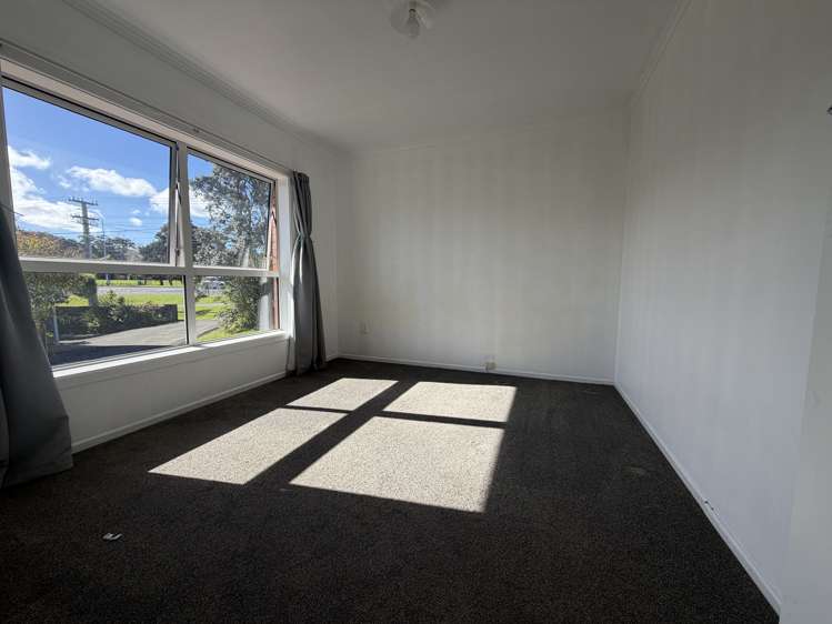 2/270 East Coast Road Forrest Hill_5