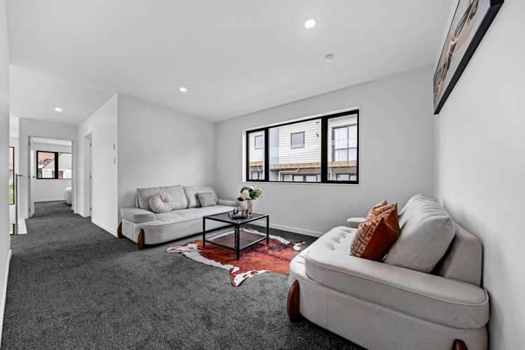 27 Obelus Road Flat Bush_18
