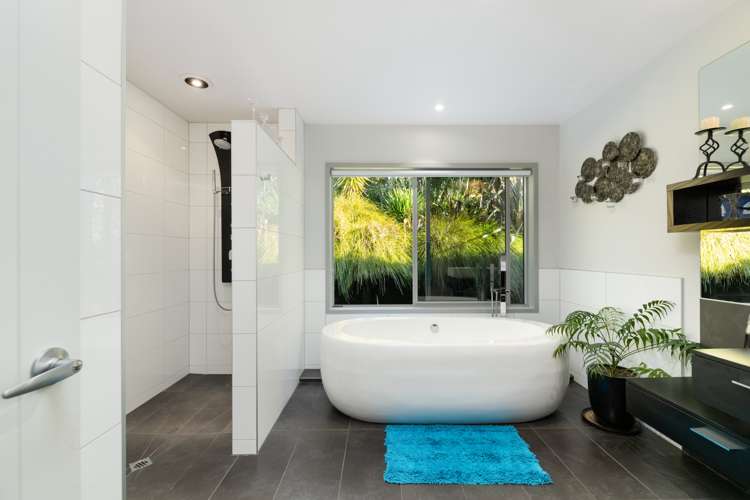 64 Pengary Lane Pyes Pa_12