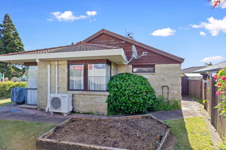 99 Levers Road Matua_12