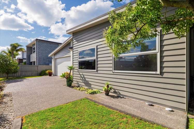 2 Ella Place Papamoa Beach_21