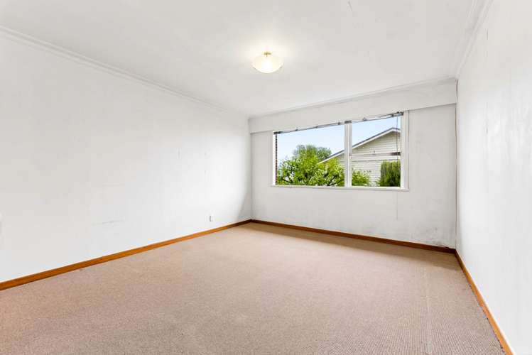 2/5 Braemar Road Castor Bay_6