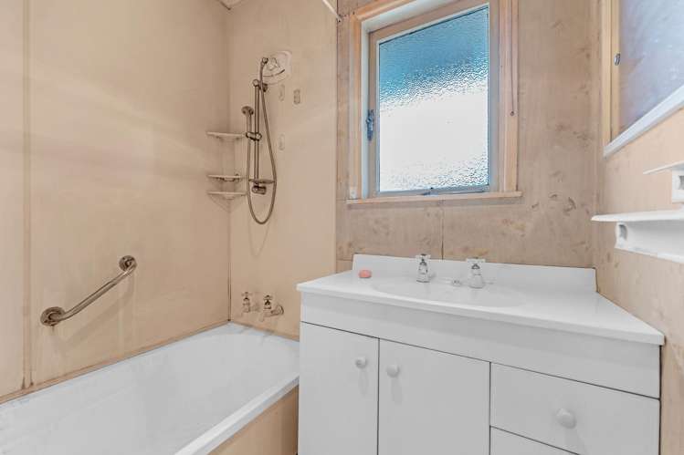 1/10 Grove Road Papakura_15