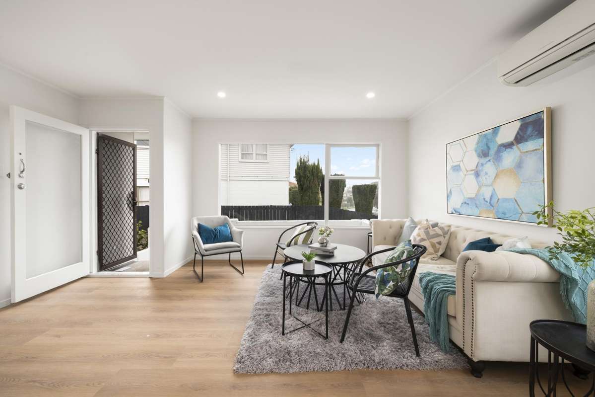 205 Bairds Road_4