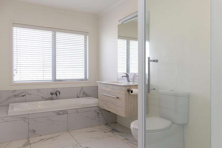 4 Bastille Court Rangatira Park_16