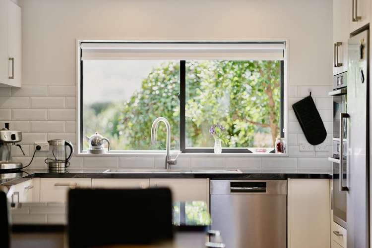 23 Jacks Bush Road_5