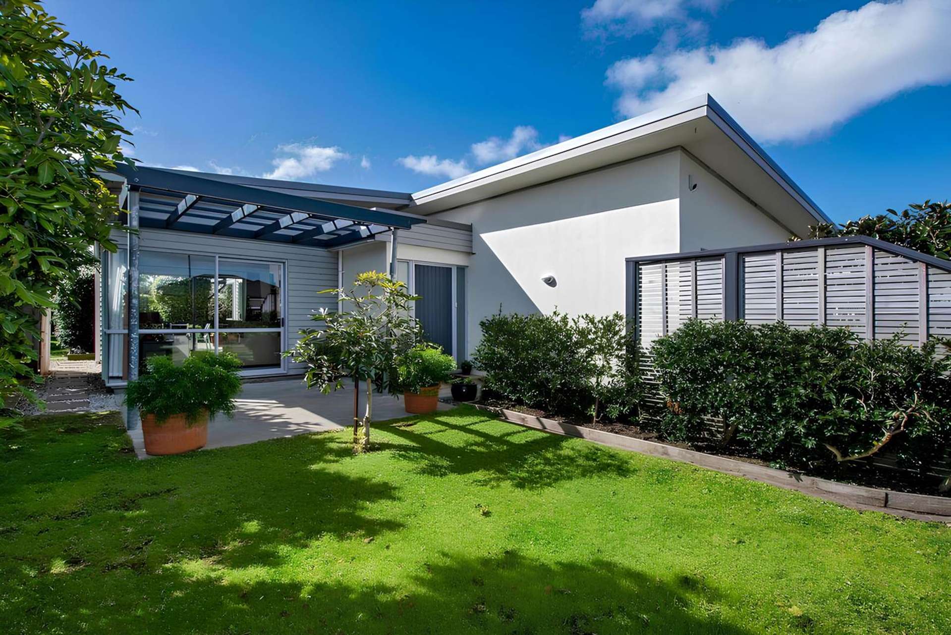 4 Resolution Place One Tree Point_0