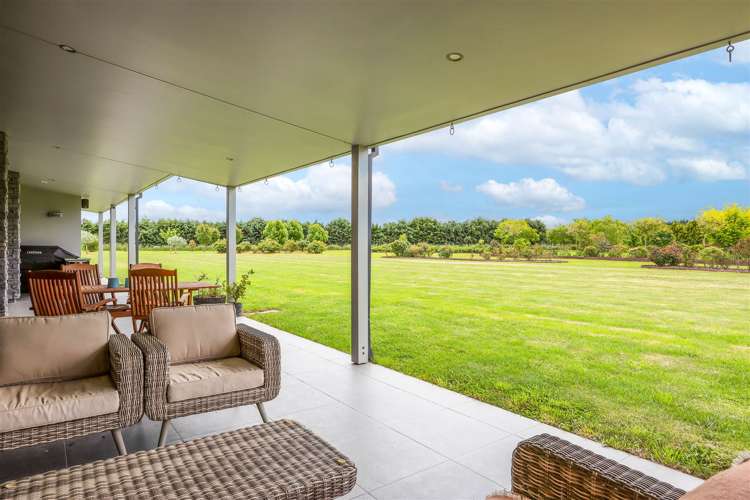 423 Mount Thomas Road Fernside_23