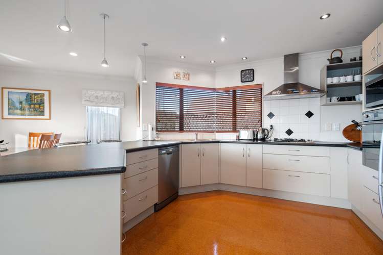 1 Rembrandt Terrace Huntington_6