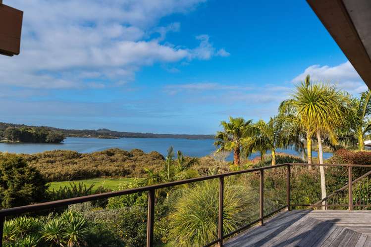 17 The Lookout Kerikeri_31