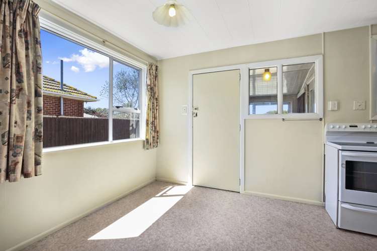 30 Bournemouth Crescent Aranui_5