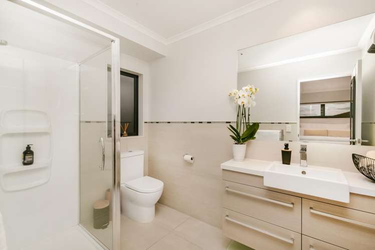 11 Creda Road Wattle Downs_7