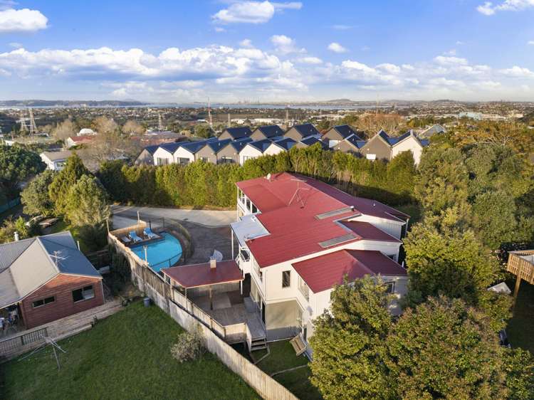 10 Lilburn Crescent Massey_23