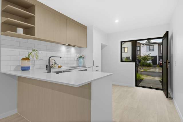17 Paretaiuru Crescent Papakura_3