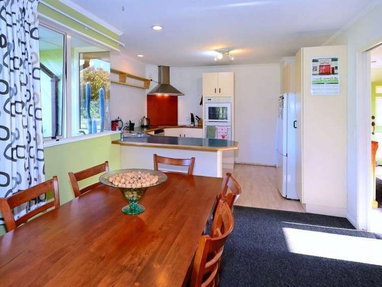 75 Bangor Road Darfield_6