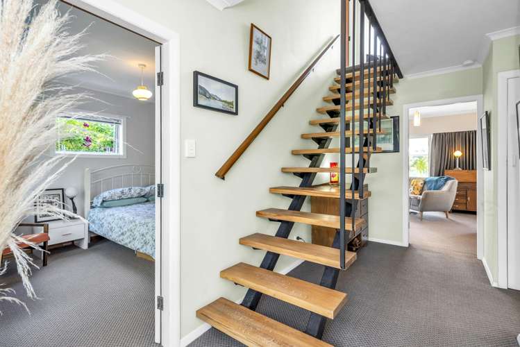 127 Renown Road Raumati South_12