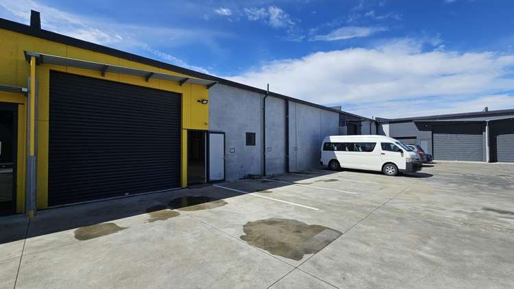 1 and 2/11-13 Wakefield Street Onekawa_1