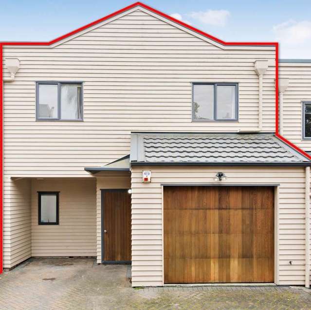 3 Bedroom Townhouse in Oteha Valley