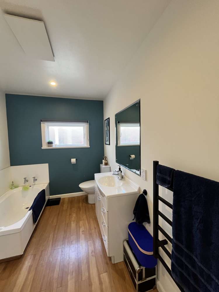 173 Stafford Street Hokitika_16