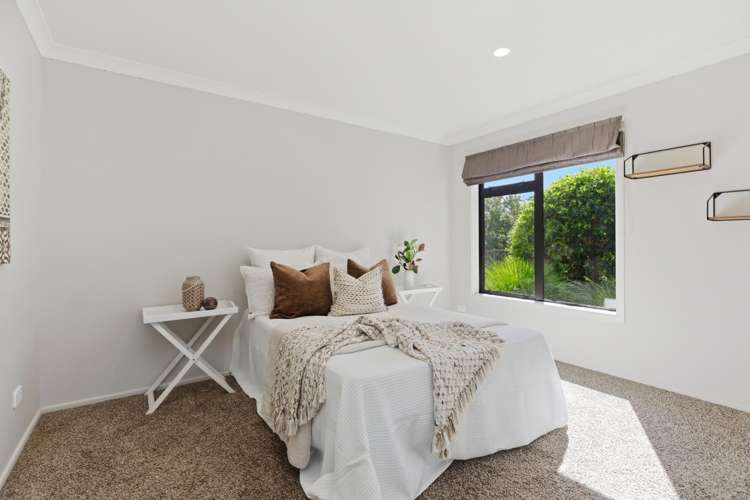 14 Caldera Crescent Pyes Pa_13