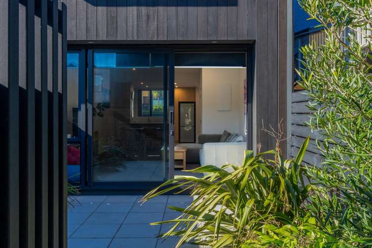 11A Cuba Street Petone_12