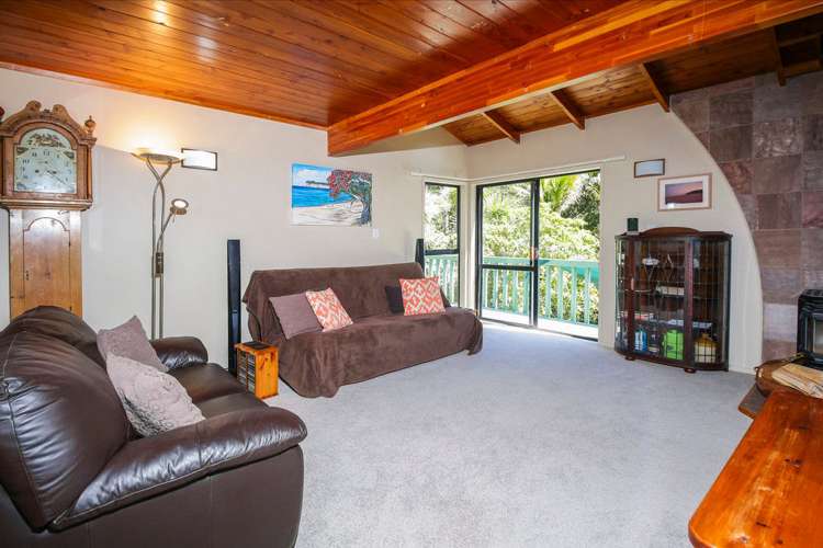 22 Valley Road Titirangi_7