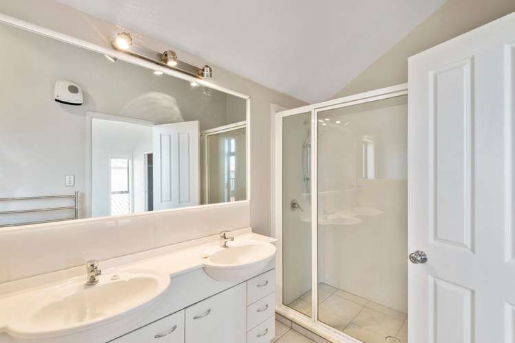 3 Bottle Lake Drive Parklands_14