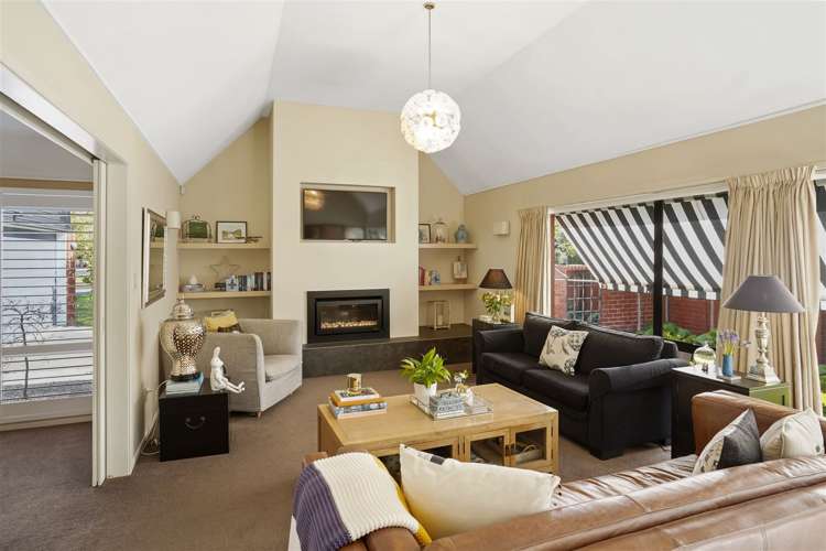 33 Lavandula Crescent Burnside_3