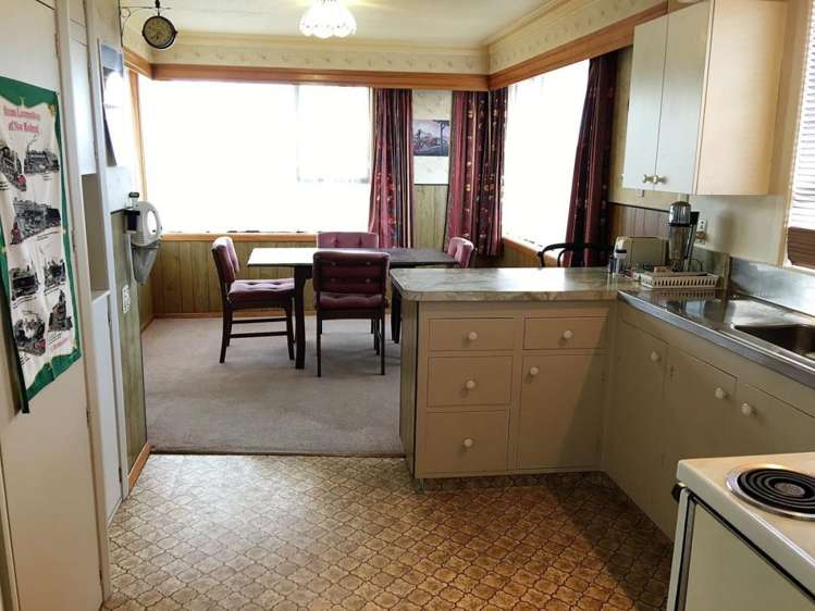 32 Wilson Road Balclutha_4