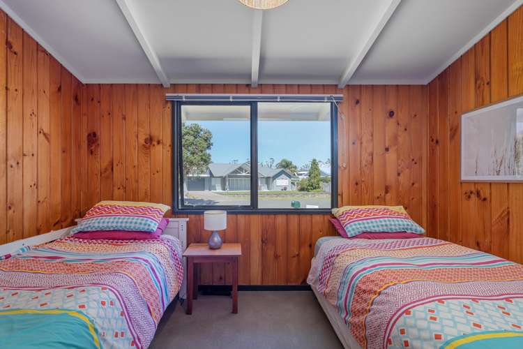 117 Winslow Place Matarangi_12