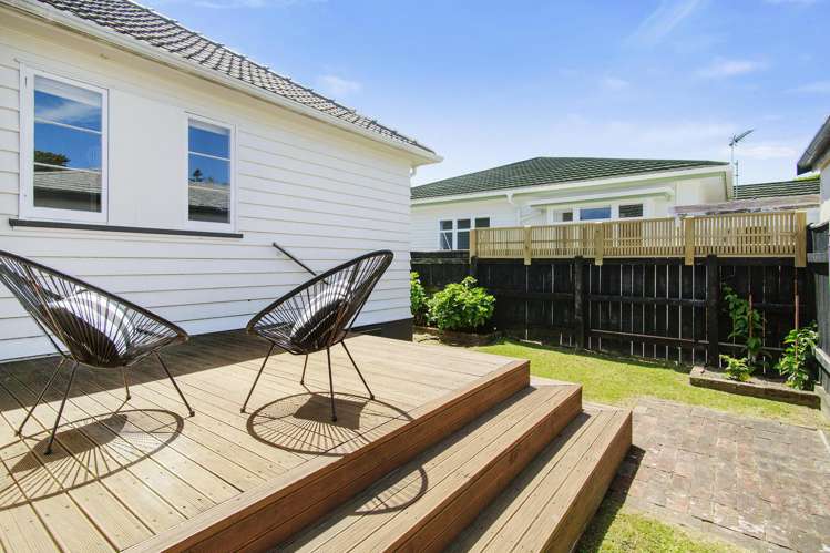 10A Marina Grove Hutt Central_13