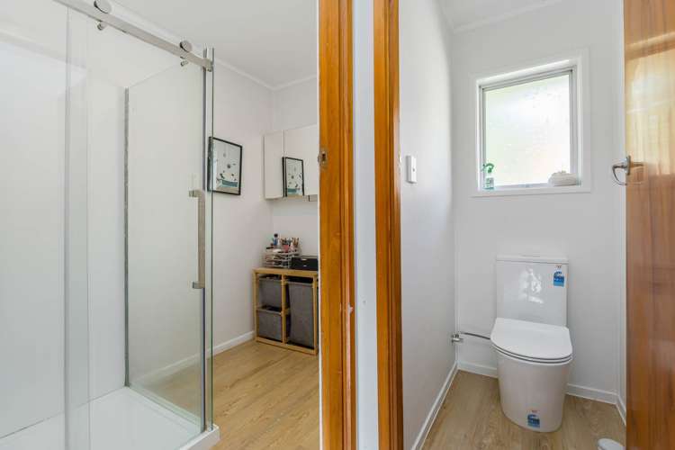 2/80 Peach Road Glenfield_12