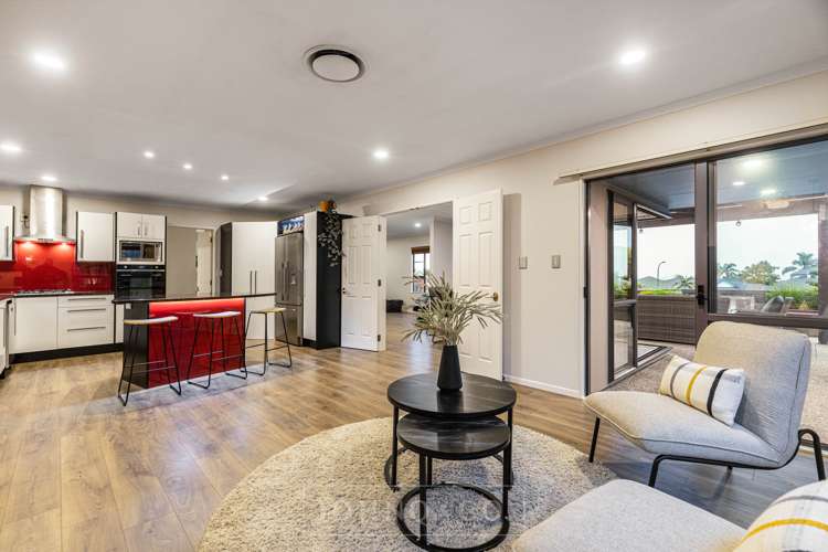62 Brooke Ridge Rise East Tamaki Heights_8