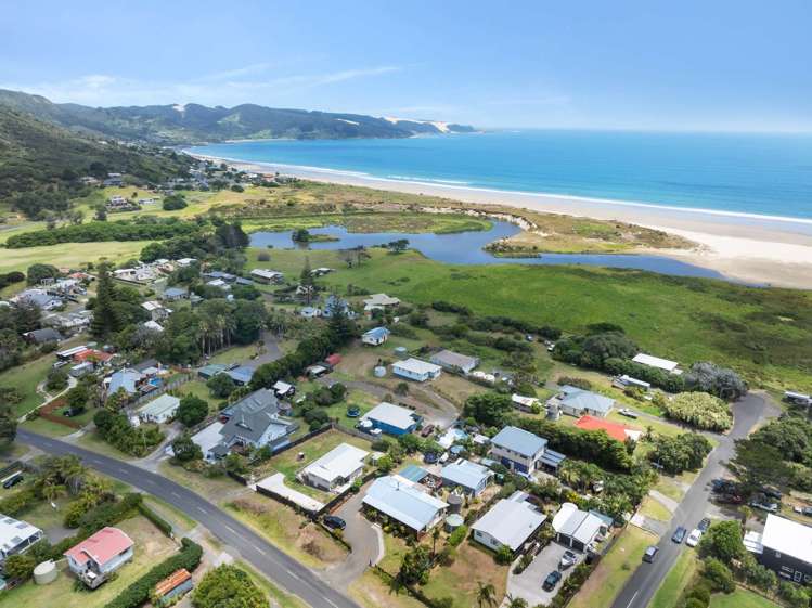 5 Moa Street Ahipara_21