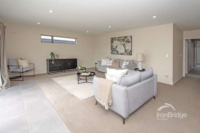 14 Charente Way Yaldhurst_2