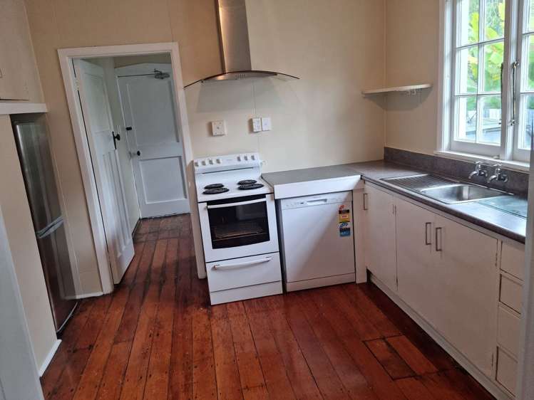 61 Owen Street Belmont_14