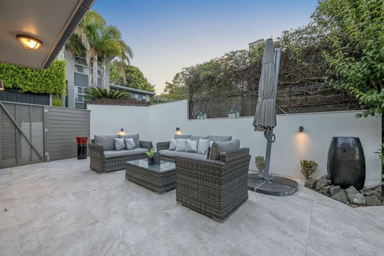 3a Seymour Road Mellons Bay_31