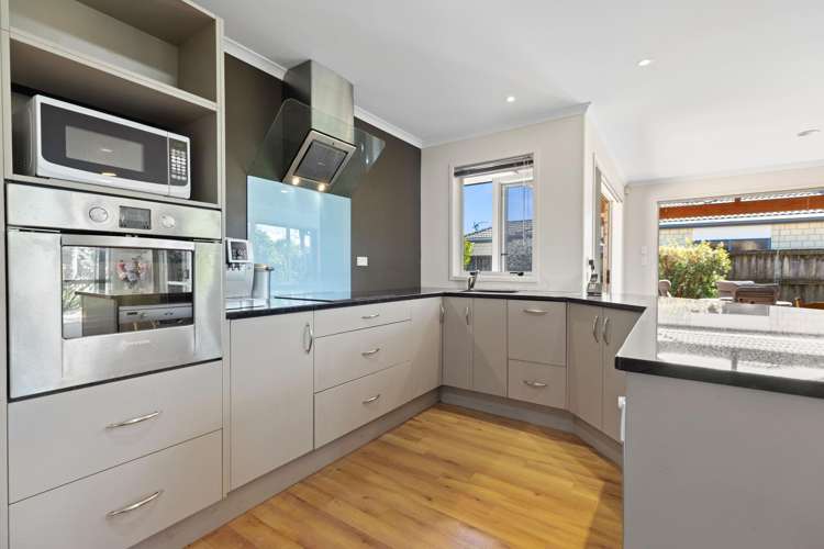 1 Monticello Key Papamoa_4