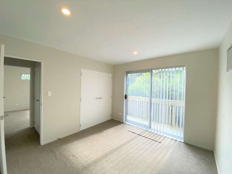 59 Leo Street Glen Eden_14