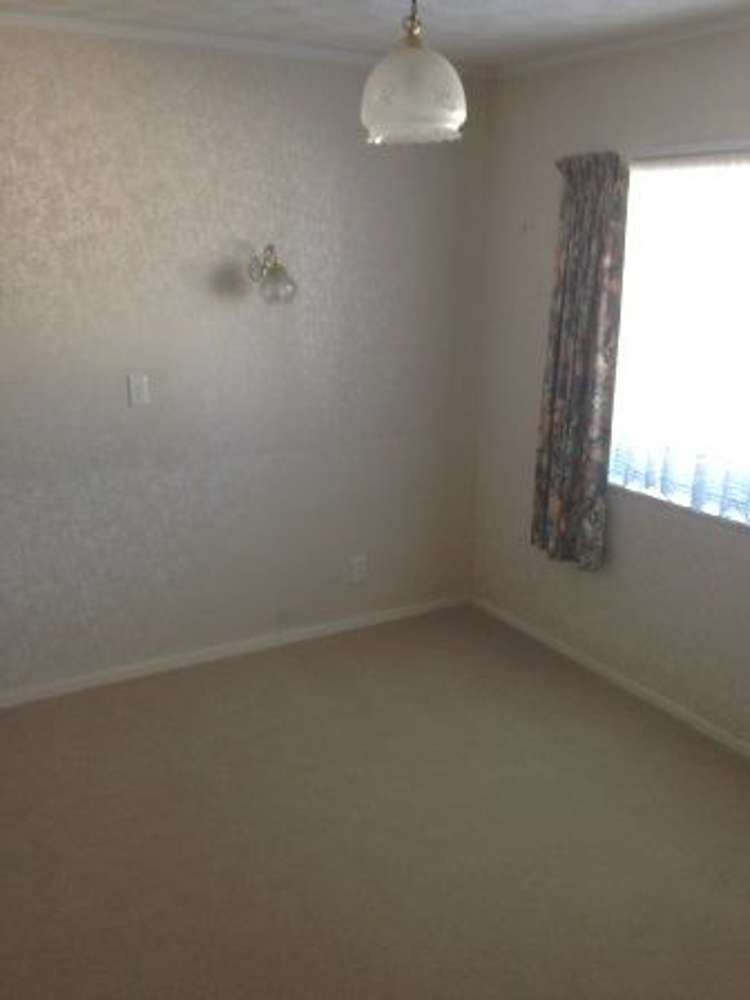 2/39 Swanson Road Henderson_6